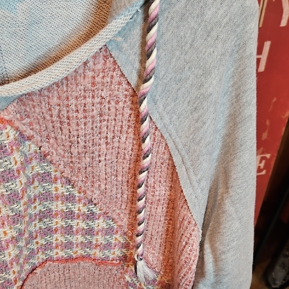 Oli & Hali Gray and Pink Patchwork Hoodie - Picture 4 of 7